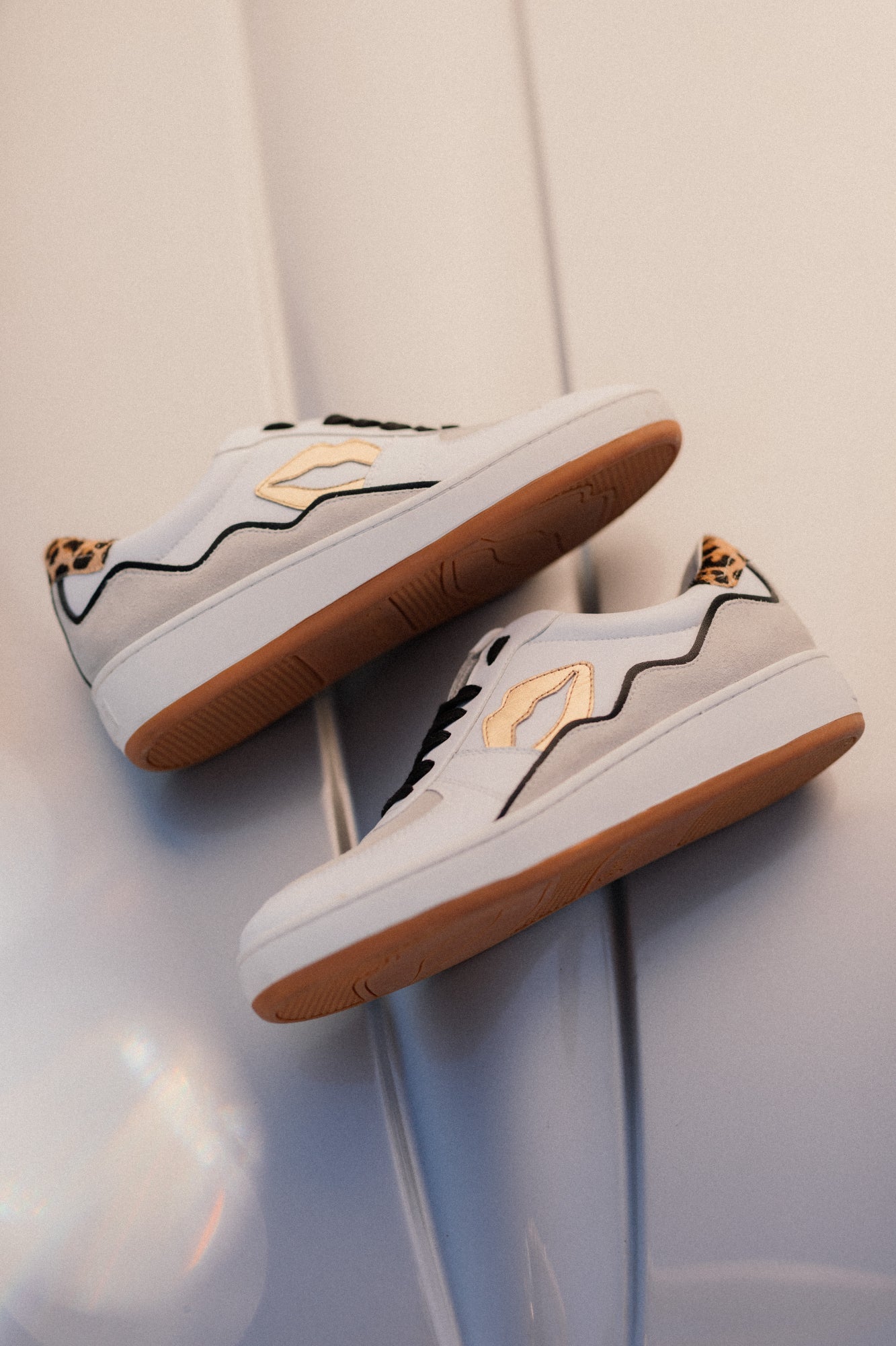 Baskets en cuir-Loulou-Blanc Gold Leopard