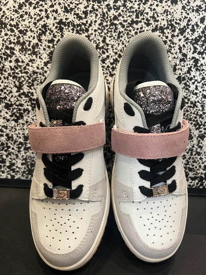 Serena Pink Léo Black — paire réelle, photo 1