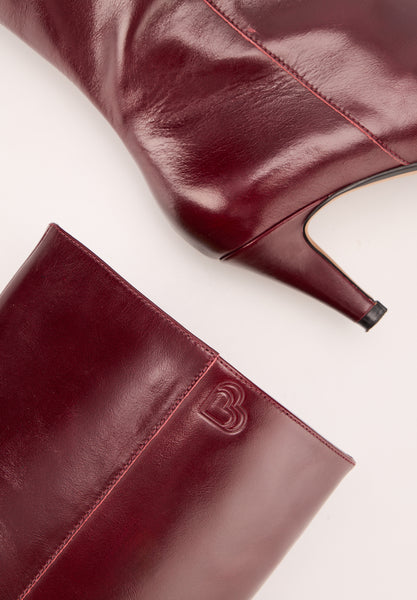Bottes Vintage Buttazzoni En Cuir Bordeaux Taille 36 - Talon Cône 2-7cm - Occasion Avec Traces D'Usure