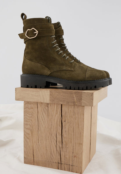 Amy-Cuir Suede Olive Green
