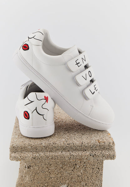 Edith Léa Amati-Fly away