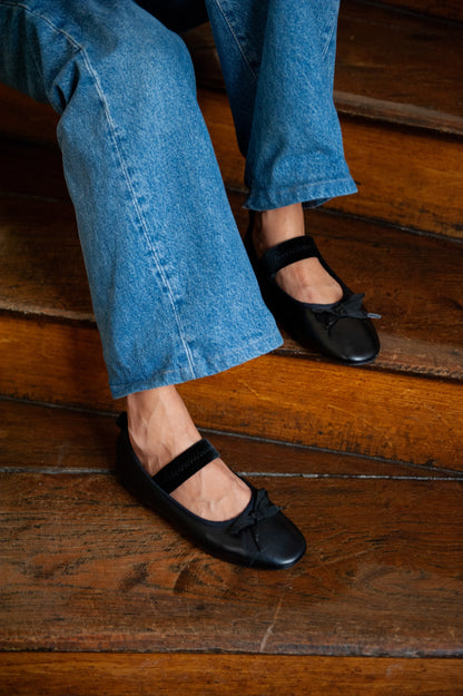 Ballerines à Brides - Cuir Noir - Félicie