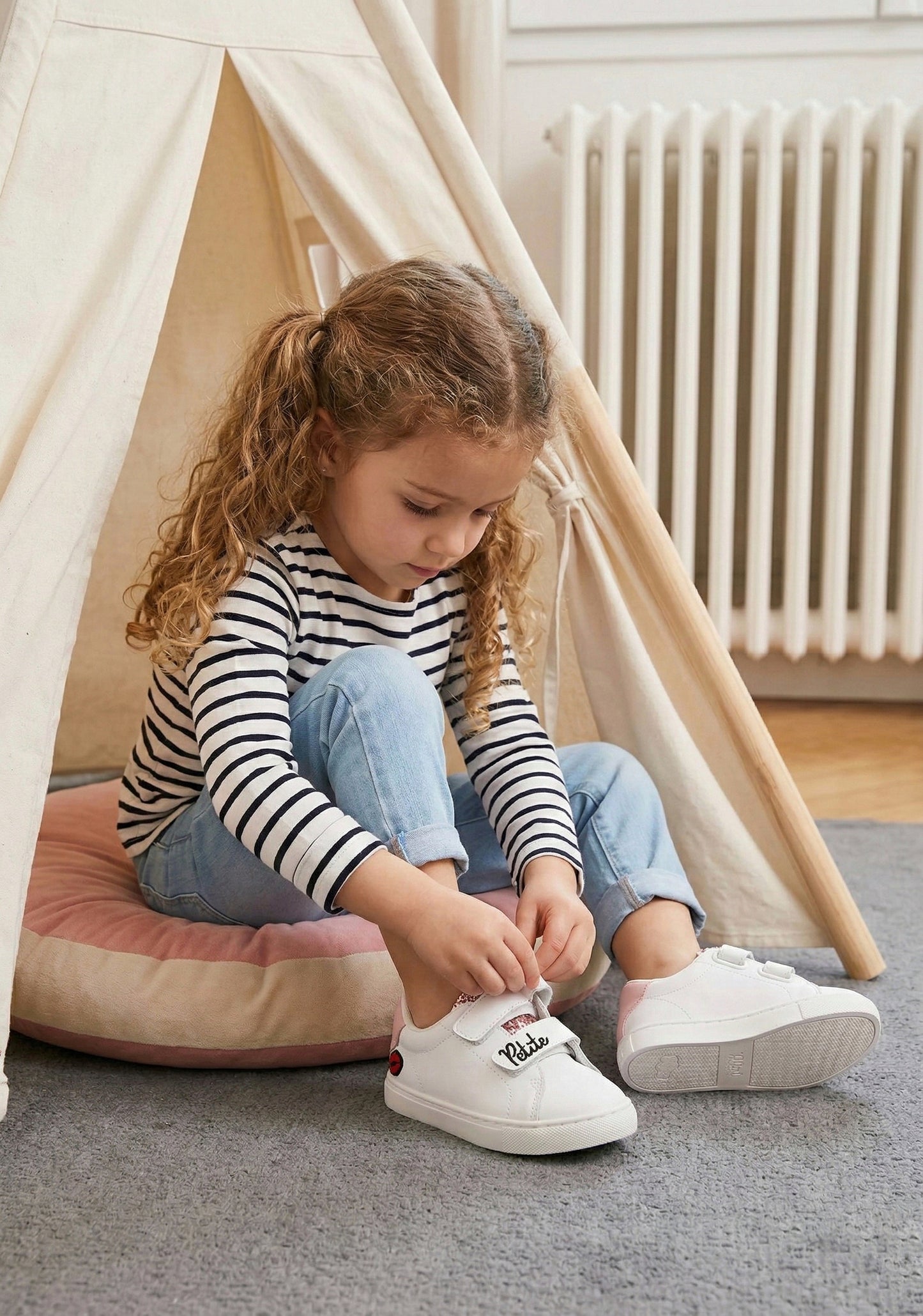 Mini Edith-Little Sister