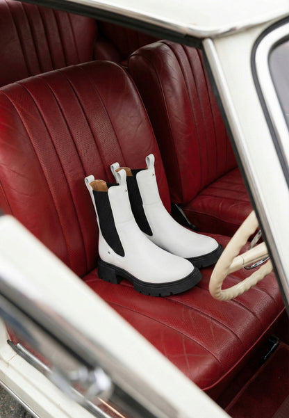 Boots crantées- Cuir lisse blanc - Patti